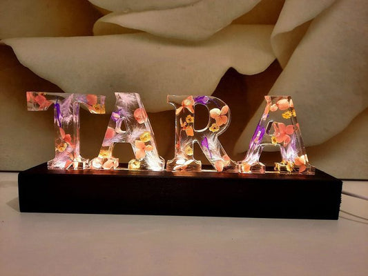 Resin name lamp (350 + per letter 120 )