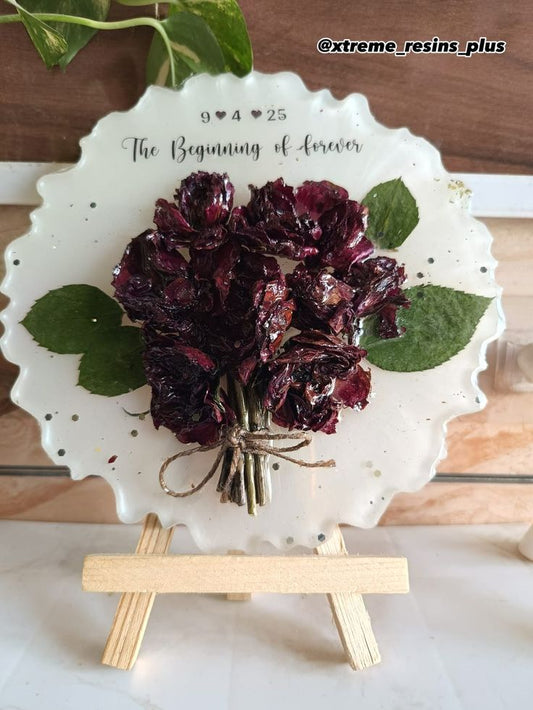 Resin floral keepsake plate